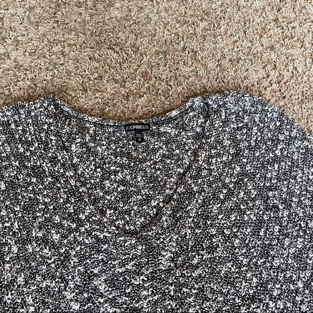 Express High Low Black & White Sweater M - Picture 5 of 8